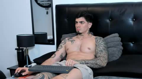 Snapshot of _mrcock_ chatting on 27, 5, 2026 _mrcock_ online show from 27, 5, 2026
