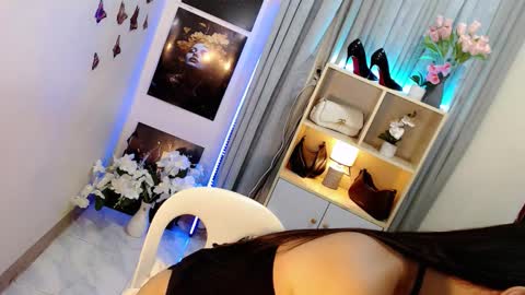 _mysticdoll_ online show from 3, 11, 2025