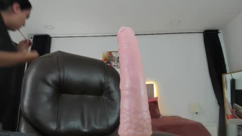 Natalie online show from 25, 10, 2025