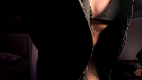 Nati - Independ model online show from 2, 12, 2025