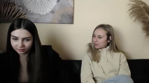 Snapshot of _nicole_new chatting on 7, 11, 2025 Nica online show from 7, 11, 2025