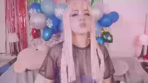 Snapshot of _niiky chatting on 20, 12, 2024 niiky online show from 20, 12, 2024