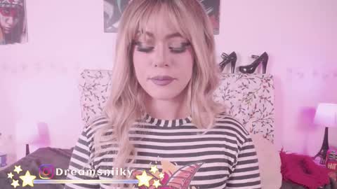 Snapshot of _niiky chatting on 1, 3, 2025 niiky online show from 1, 3, 2025