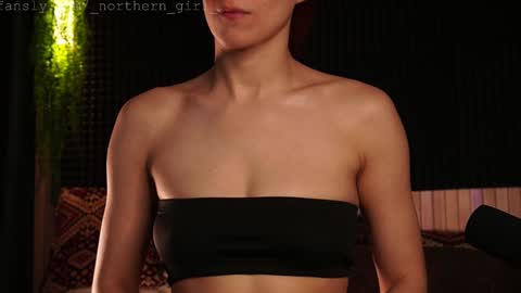 Lady Jess from house of Dragonborns online show from 14, 11, 2025