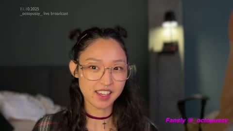 Mikayla online show from 11, 10, 2025