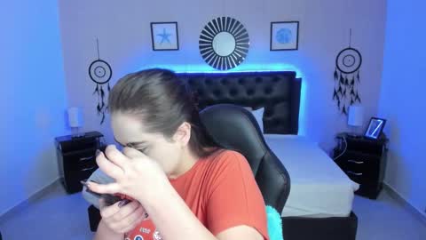 Olivia jones online show from 15, 11, 2025