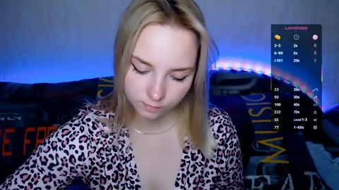 Snapshot of _pando4ka_ chatting on 28, 4, 2026 pando4ka online show from 28, 4, 2026