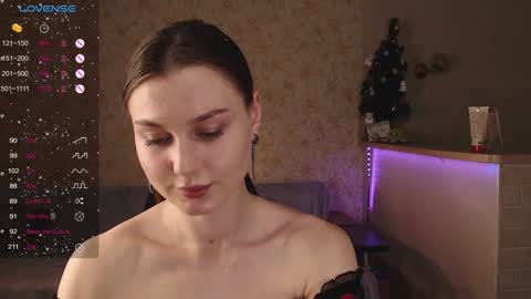 Snapshot of _pinkypie__ chatting on 1, 2, 2025 Lili online show from 1, 2, 2025