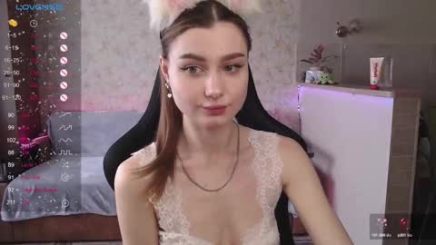 Snapshot of _pinkypie__ chatting on 14, 2, 2025 Lili online show from 14, 2, 2025