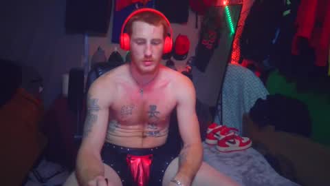 Snapshot of _redxxx chatting on 6, 1, 2025 REDxxx online show from 6, 1, 2025