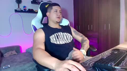 Roberto online show from 5, 3, 2025