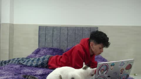 _ruby_red online show from 24, 11, 2025