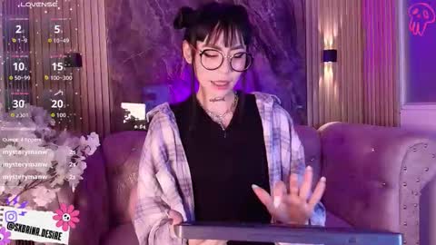 Sabrina online show from 2, 12, 2025