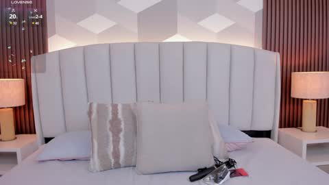 Antonella  online show from 6, 2, 2025