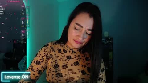Snapshot of _santalove_ chatting on 27, 4, 2026 SantaLove online show from 27, 4, 2026