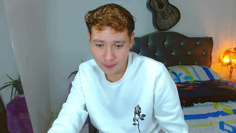 santi online show from 7, 4, 2026