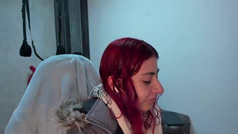 Snapshot of _selene_red chatting on 23, 4, 2026 Selene online show from 23, 4, 2026