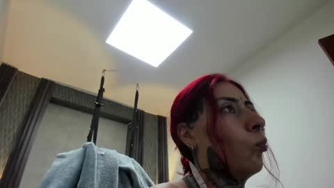 Snapshot of _selene_red chatting on 26, 4, 2026 Selene online show from 26, 4, 2026