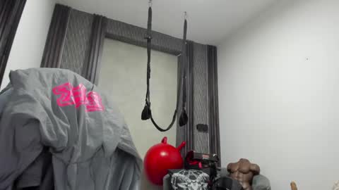 Snapshot of _selene_red chatting on 28, 5, 2026 Selene online show from 28, 5, 2026