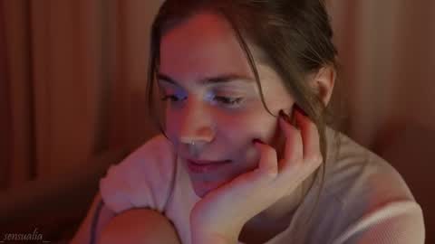 Snapshot of _sensualia_ chatting on 5, 1, 2026 Lia online show from 5, 1, 2026