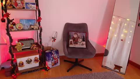 Laura online show from 26, 12, 2024