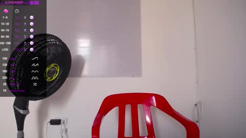 Juan Pablo-independent model online show from 31, 12, 2024