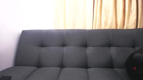 Juan Pablo-independent model online show from 11, 3, 2025