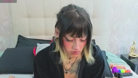Snapshot of _sharlotte777 chatting on 29, 4, 2026 _sharlotte777 online show from 29, 4, 2026