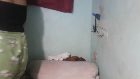 Snapshot of _simply_mama chatting on 28, 5, 2026 _simply_mama online show from 28, 5, 2026