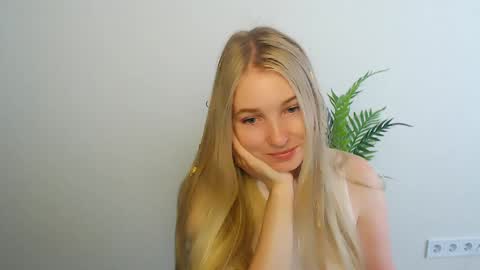 Snapshot of _snow_queen__ chatting on 3, 6, 2026 Rachel online show from 3, 6, 2026