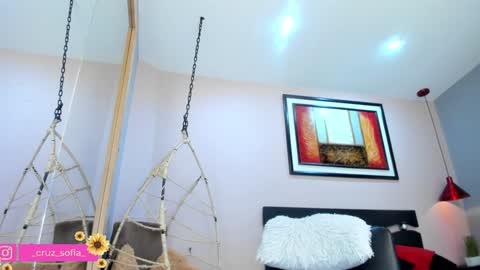 Snapshot of _sofia_cruz chatting on 2, 2, 2025 640 200 online show from 2, 2, 2025