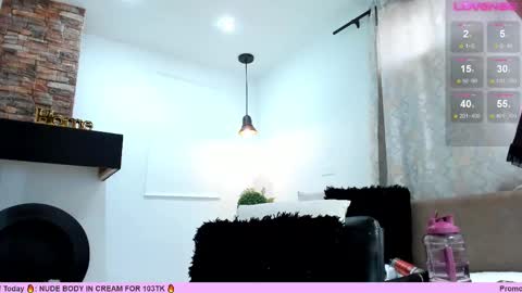 Snapshot of _sofia_cruz chatting on 10, 2, 2025 640 200 online show from 10, 2, 2025