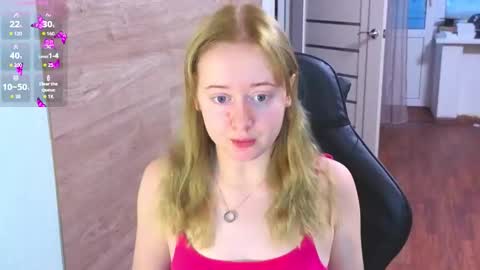 Snapshot of _sofiy_milashka chatting on 29, 10, 2025 Sofiy online show from 29, 10, 2025