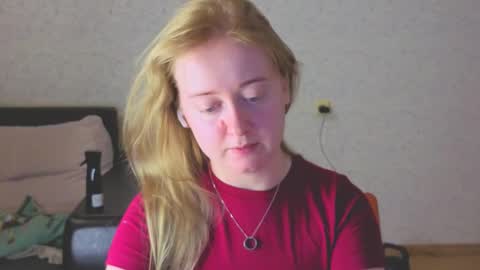 Snapshot of _sofiy_milashka chatting on 24, 11, 2025 Sofiy online show from 24, 11, 2025