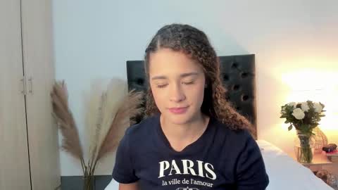 Sussi online show from 9, 9, 2025