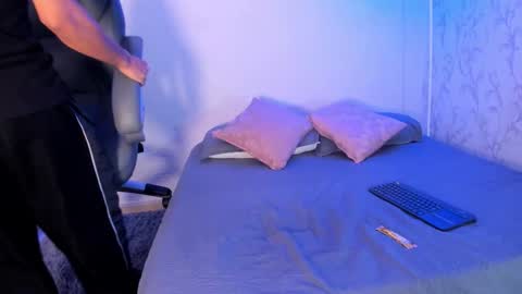 _taylorblack online show from 13, 1, 2026