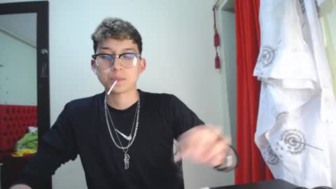 Snapshot of _thomas_hot_ chatting on 18, 12, 2024 Thomas online show from 18, 12, 2024