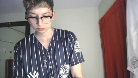 Snapshot of _thomas_hot_ chatting on 19, 12, 2024 Thomas online show from 19, 12, 2024