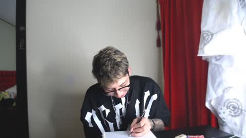 Snapshot of _thomas_hot_ chatting on 27, 12, 2024 Thomas online show from 27, 12, 2024