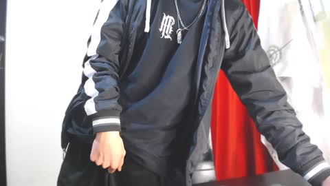 Snapshot of _thomas_hot_ chatting on 3, 1, 2025 Thomas online show from 3, 1, 2025