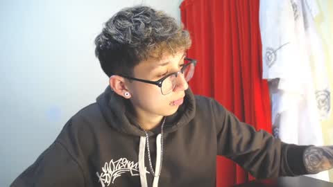 Snapshot of _thomas_hot_ chatting on 22, 1, 2025 Thomas online show from 22, 1, 2025