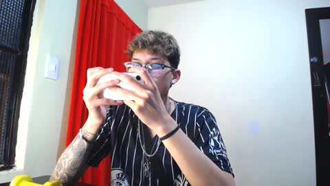 Snapshot of _thomas_hot_ chatting on 31, 1, 2025 Thomas online show from 31, 1, 2025