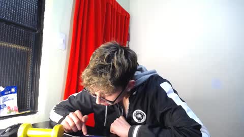 Snapshot of _thomas_hot_ chatting on 2, 2, 2025 Thomas online show from 2, 2, 2025