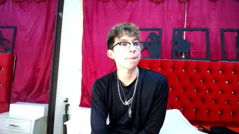 Snapshot of _thomas_hot_ chatting on 16, 2, 2025 Thomas online show from 16, 2, 2025