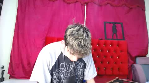 Snapshot of _thomas_hot_ chatting on 1, 3, 2025 Thomas online show from 1, 3, 2025