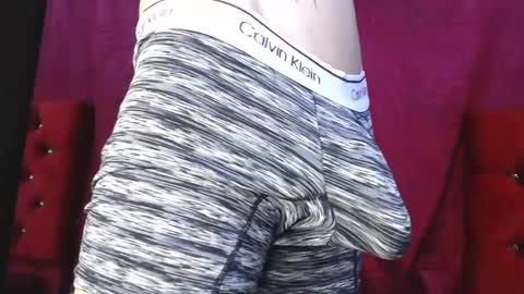 Snapshot of _thomas_hot_ chatting on 1, 3, 2025 Thomas online show from 1, 3, 2025