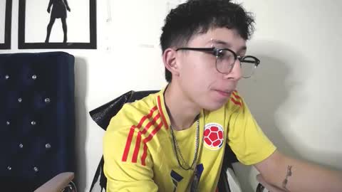 Snapshot of _thomas_hot_ chatting on 10, 9, 2025 Thomas online show from 10, 9, 2025