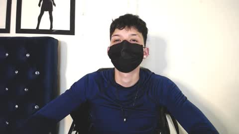 Snapshot of _thomas_hot_ chatting on 4, 10, 2025 Thomas online show from 4, 10, 2025