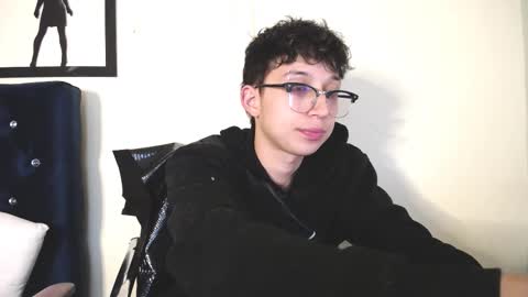 Snapshot of _thomas_hot_ chatting on 24, 10, 2025 Thomas online show from 24, 10, 2025