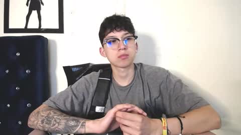 Snapshot of _thomas_hot_ chatting on 29, 10, 2025 Thomas online show from 29, 10, 2025